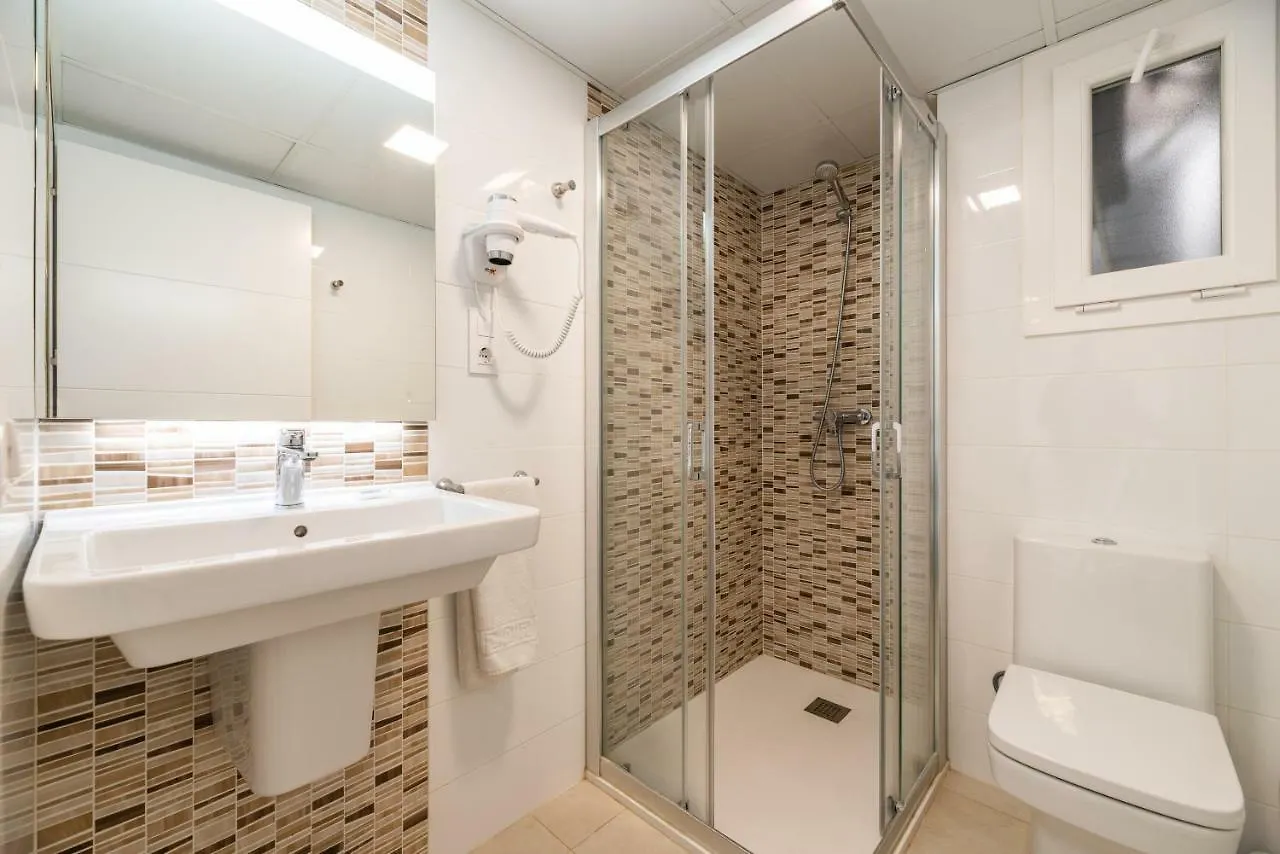 Rentalmar Navarra Family Suites Salou Apartment