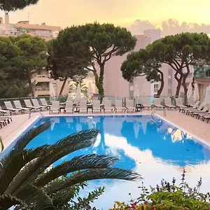 4* Hotel Vegas