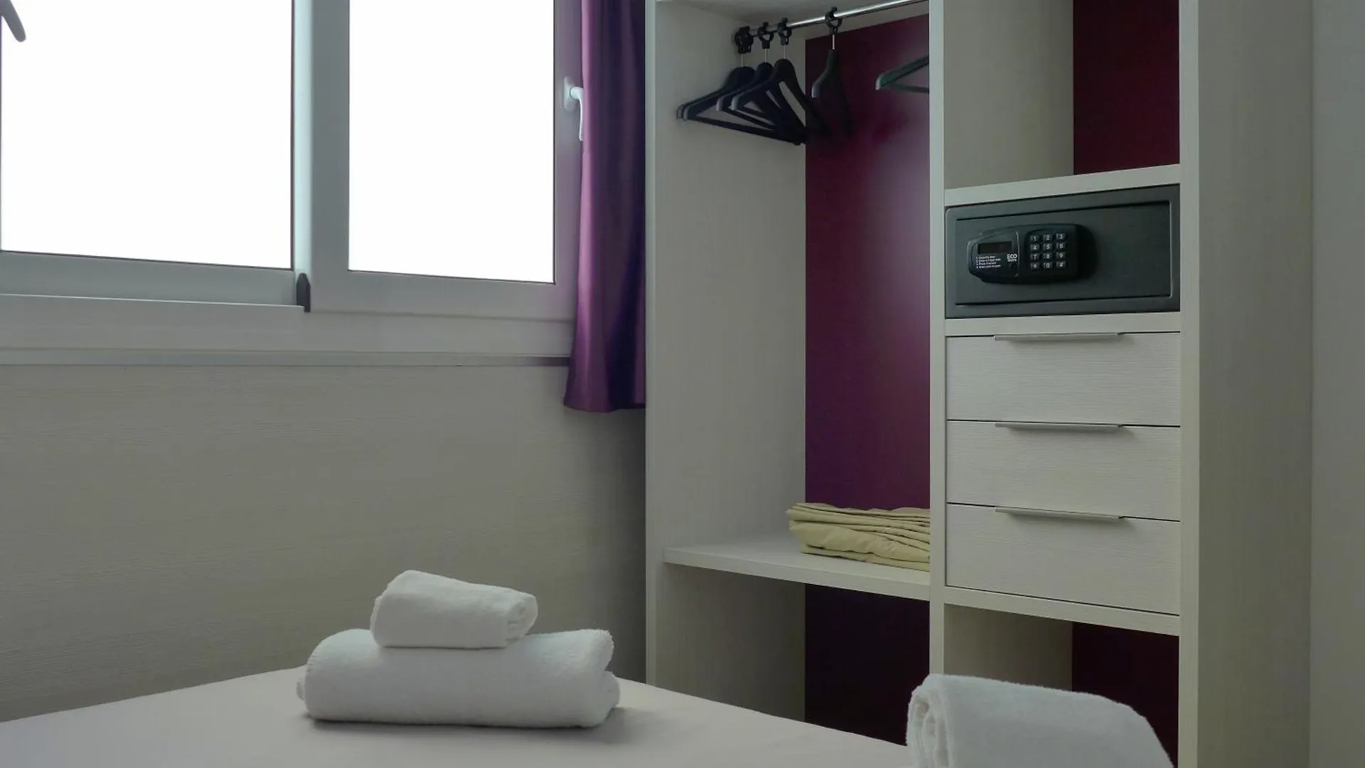 Appartement Rentalmar Navarra Family Suites Salou