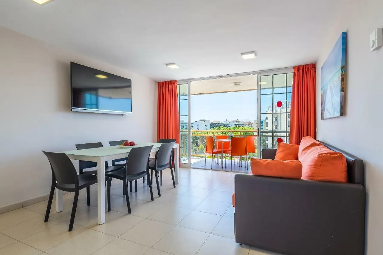 Appartement Rentalmar Navarra Family Suites Salou Spanje