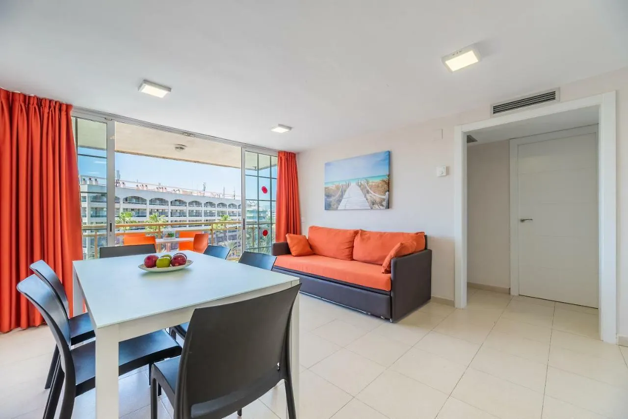Rentalmar Navarra Family Suites Salou Spanien